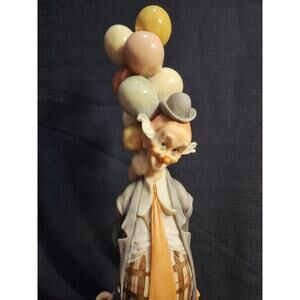 Capodimonte Giuseppe Armani Pensive Clown With Balloons Porcelain Figurine